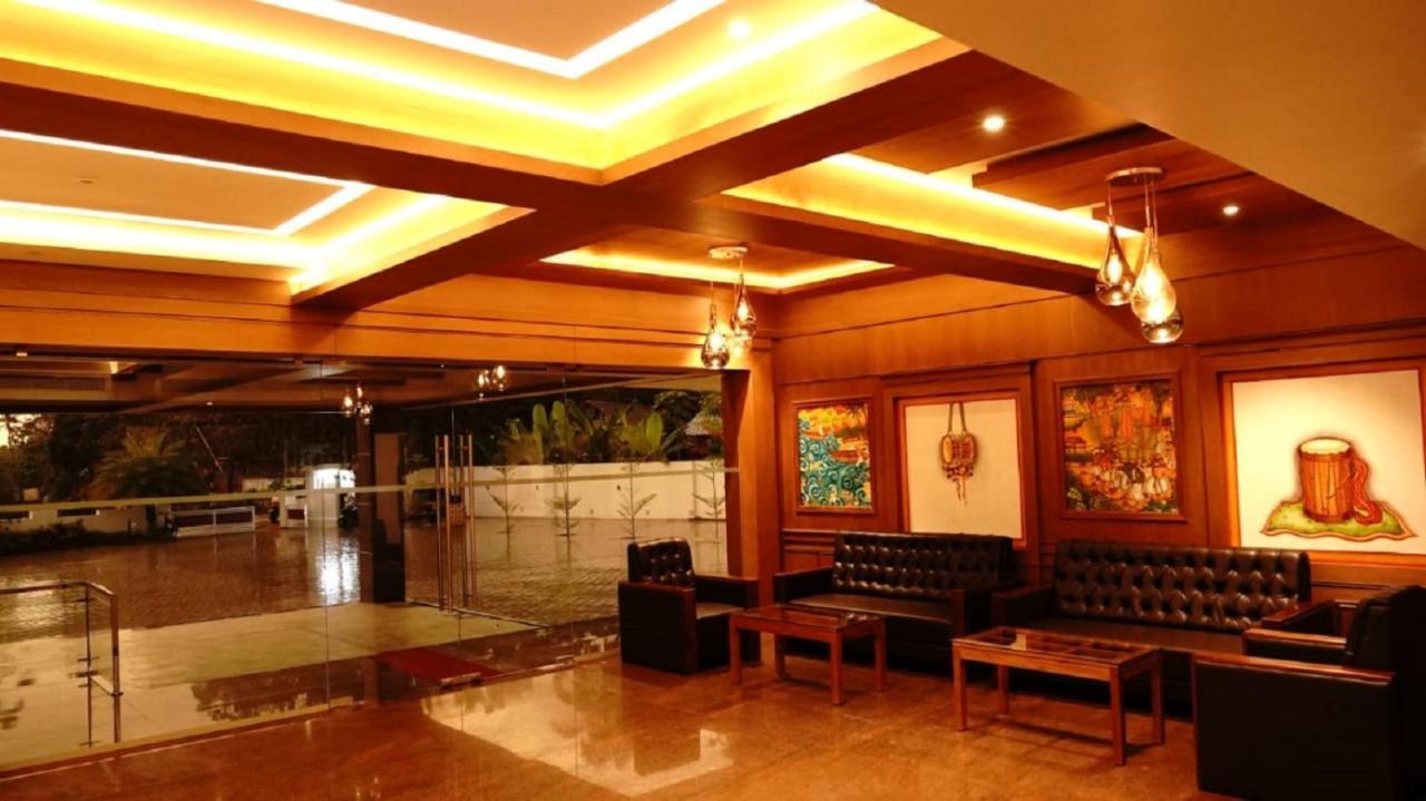Dass Regency Thrissur Екстериор снимка